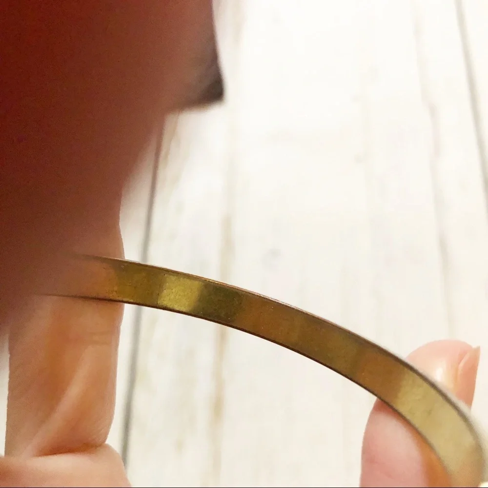 Madewell gold like fashion bracelet one size clasp closure - Picture 4 of 6